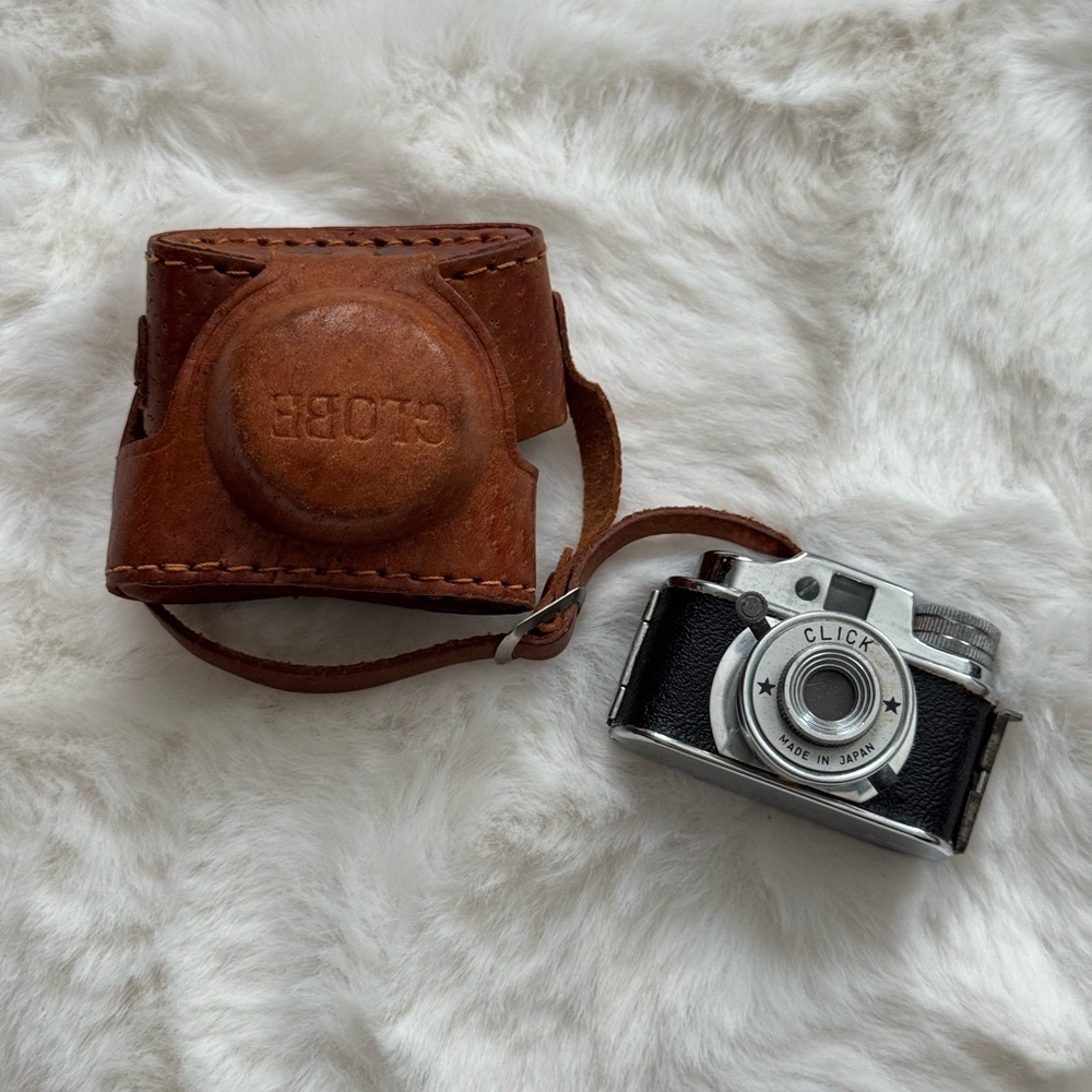 Vintage CLICK Miniature Mini Spy Film Camera w/ Brown Leather Case GLOBE Japan